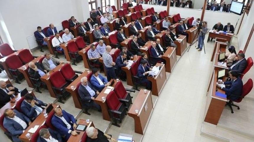 Sakarya B&uuml;y&uuml;kşehir Meclisi Ter&ouml;r&uuml; Lanetledi