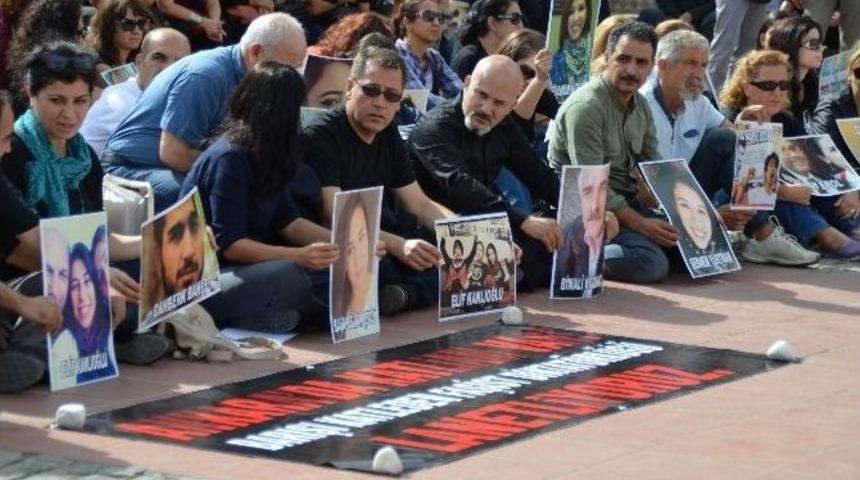 Aliağa&rsquo;da Vatandaşlar Ter&ouml;re Karşı &rsquo;tek Y&uuml;rek&rsquo; Oldu