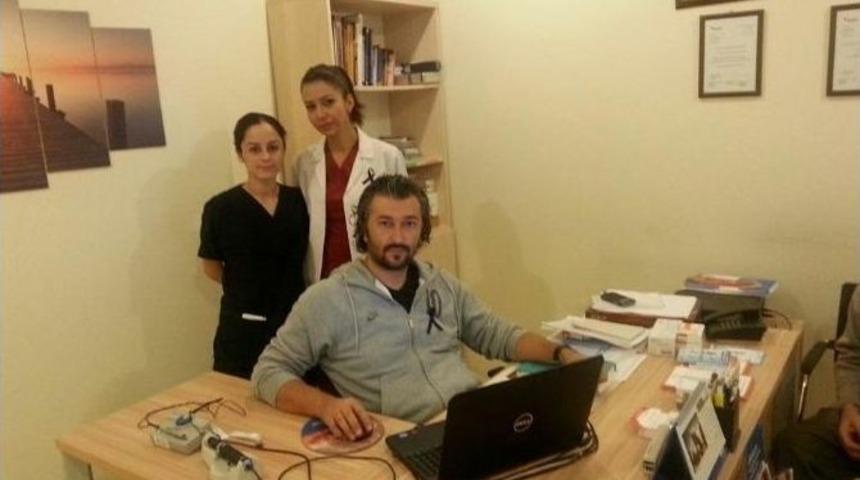 G&ouml;zde Sağlık Gurubundan Siyah Kurdeleli Tepki