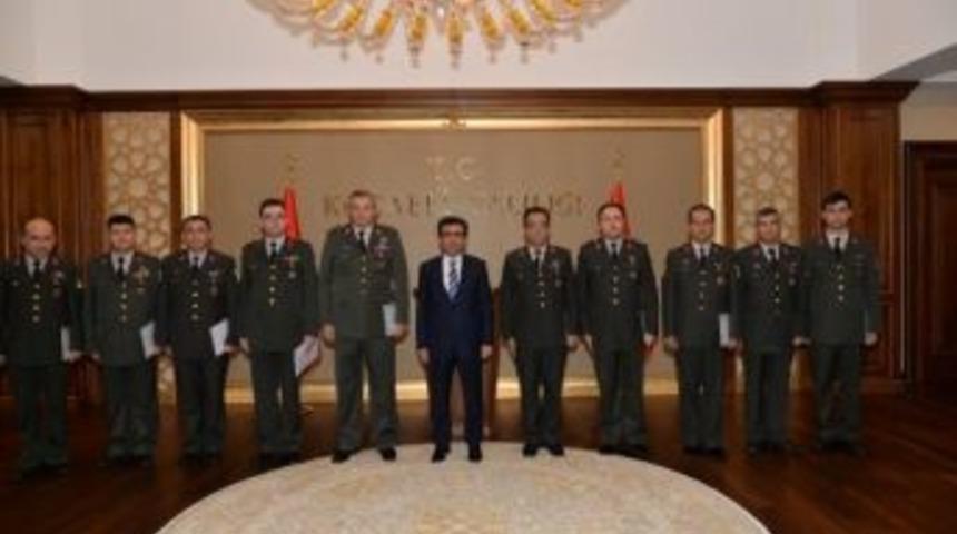 Vali G&uuml;zeloğlu&rsquo;ndan Jandarma&rsquo;ya Başarı Belgesi