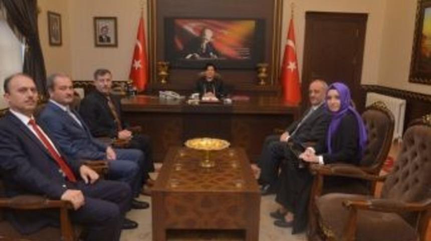 Din G&ouml;revlilerinden Vali Civelek&rsquo;e Ziyaret