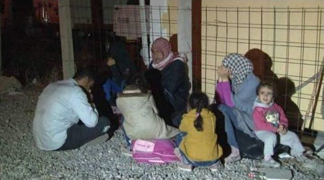 Kamyon Kasasında Yurt Dışına Kaçmak İsteyen 150 Göçmen Yakalandı