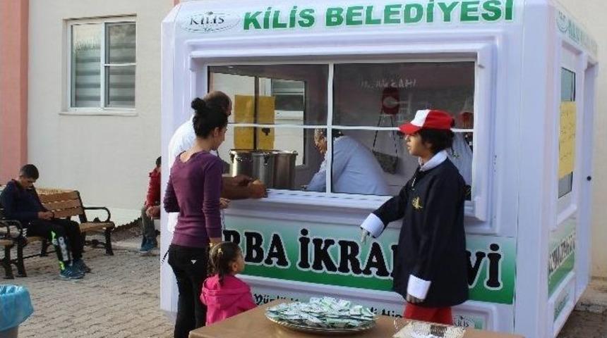 Hastane &Ccedil;alışanları İle Hasta Yakınlarına Sabah &Ccedil;orbası