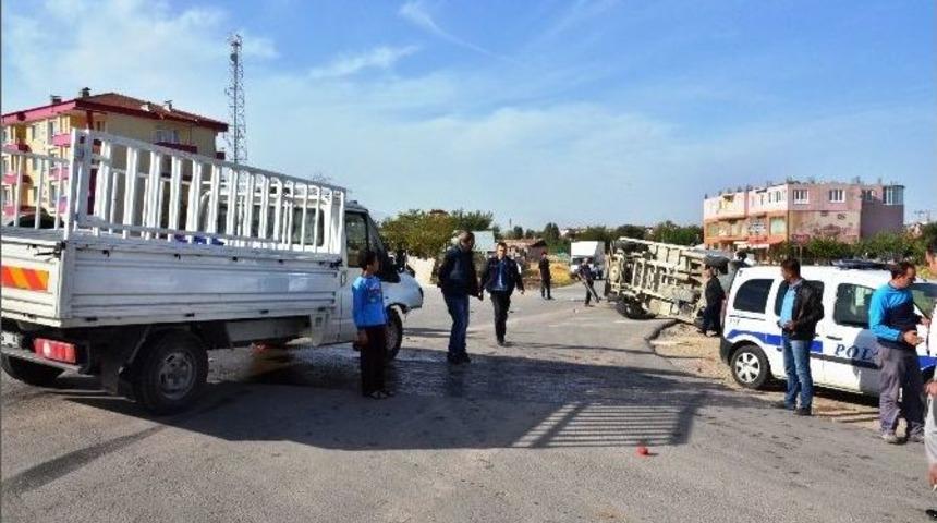 Kavşakta Zincirleme Kaza, 1 Yaralı