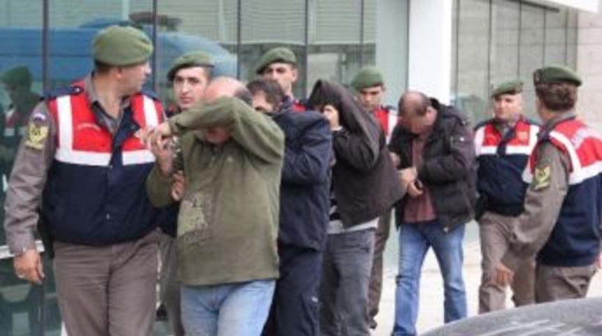 Defineciler Adliyede