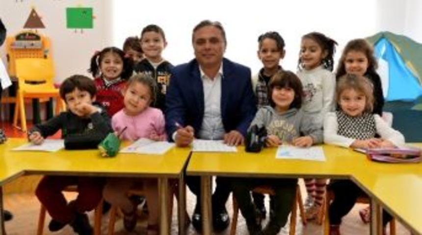 Muratpaşa Kreşlerinde Eğitim Başladı