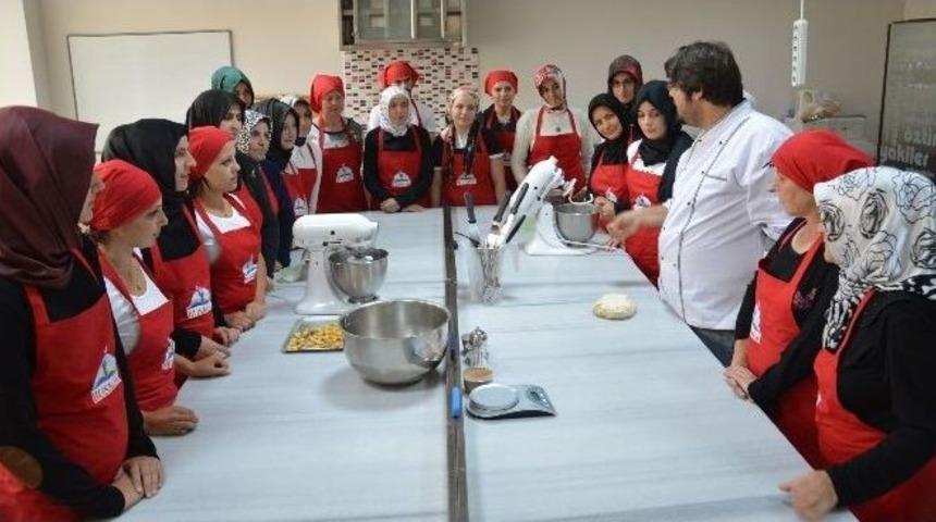 Busmek Ders Başı Yaptı