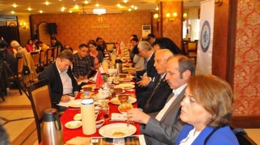 Satso Başkanı Mahmut K&ouml;semul Değerlendirme Toplantısı D&uuml;zenledi