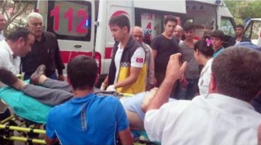 Kalp Krizi Ge&ccedil;iren Yaşlı Adamı Avukat Kurtardı