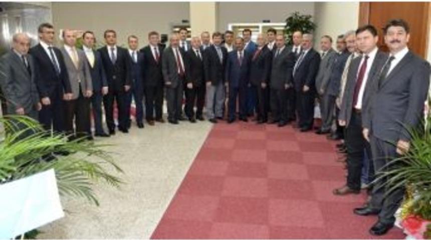 Rekt&ouml;r G&ouml;nen, Kamu Kurum Ve Kuruluşlarının İl M&uuml;d&uuml;rleriyle Buluştu