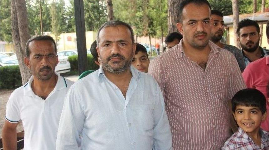 Bitkisel Hayata Giren Gencin Amcaları İsyan Etti