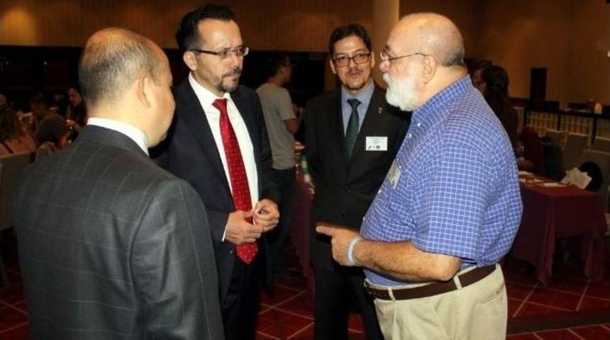 Ad&uuml;&rsquo;de D&uuml;zenlenen Uluslararası Fenoloji Kongresi İlgi Uyandırdı