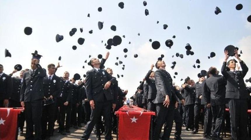 Polis Adaylarına M&uuml;jde