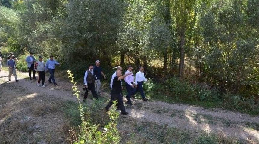 Y&uuml;r&uuml;y&uuml;ş Parkurlarına Y&ouml;n Levhaları Takılarak Turizmin Hizmetine Sunuldu