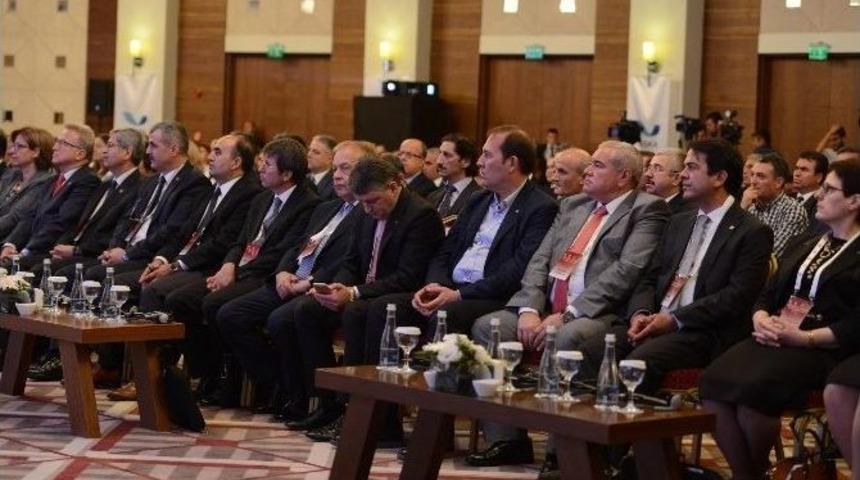 Adalet Bakanı Kenan İpek: