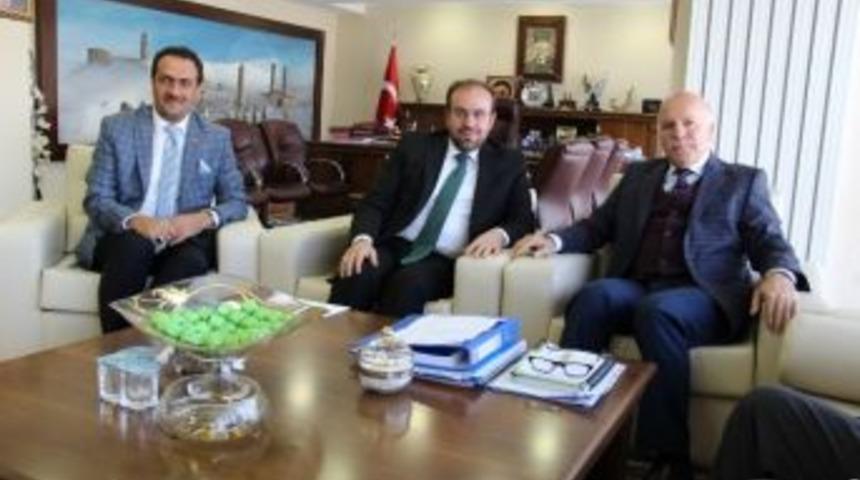 Erzurum İl M&uuml;ft&uuml;l&uuml;ğ&uuml; Ve Din G&ouml;revlileri Derneğinden Belediyeye Ziyaret