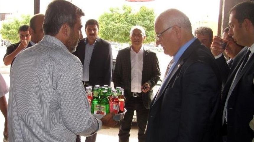 Mehmet Erdoğan İle Muhammed Hakan Tanrı&ouml;ver&rsquo;e Arabanlılar Yoğun İlgi G&ouml;sterdi