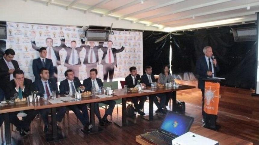 Ak Parti Proje Tanıtım Toplantısı Yaptı