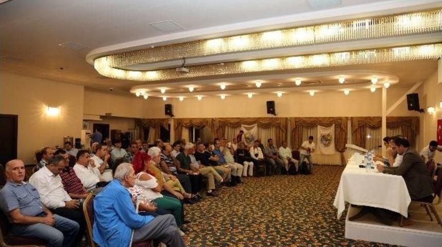 Gazeteciler Kızkalesi&rsquo;nde Mesleki Sorunları Tartıştılar