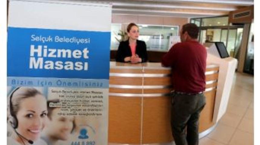 Sel&ccedil;uk Belediyesi Hizmet Masasına Bin 540 Başvuru