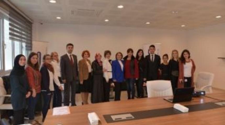Bayan Girişimciler Bir Araya Geldi