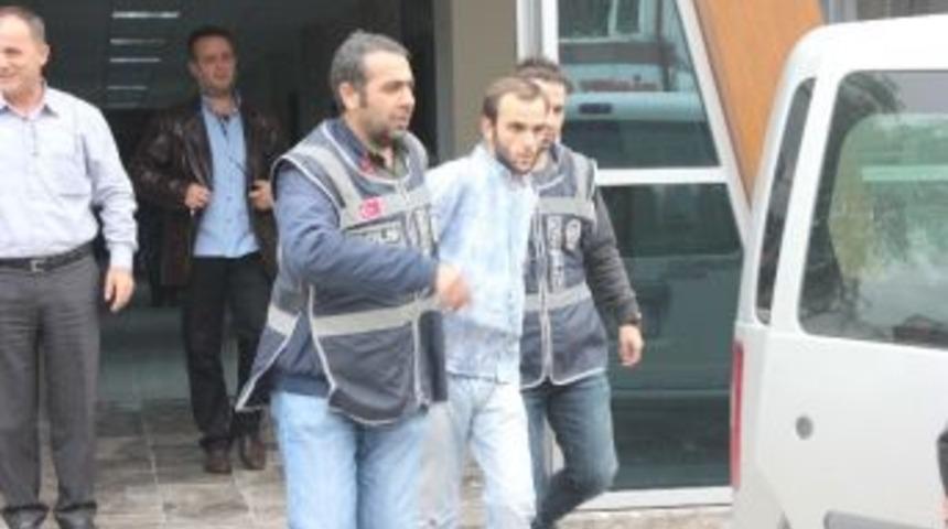Cinayet Zanlısı Adliyeye Sevk Edildi