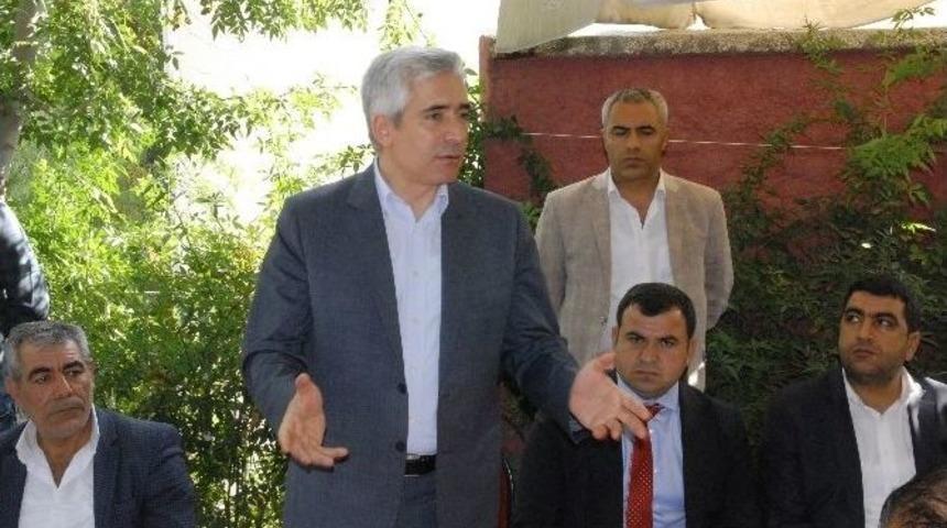 Ak Parti&rsquo;li Adaylar, Muhtarlarla Bir Araya Geldi