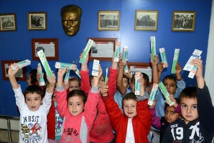 Mihalgazi Ve Sarıcakaya’daki Öğrencilere Genel Sağlık Ve Diş Taraması Yapıldı G5