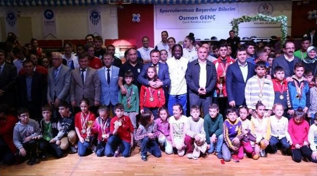 Canik&rsquo;ten G&ouml;rkemli A&ccedil;ılış