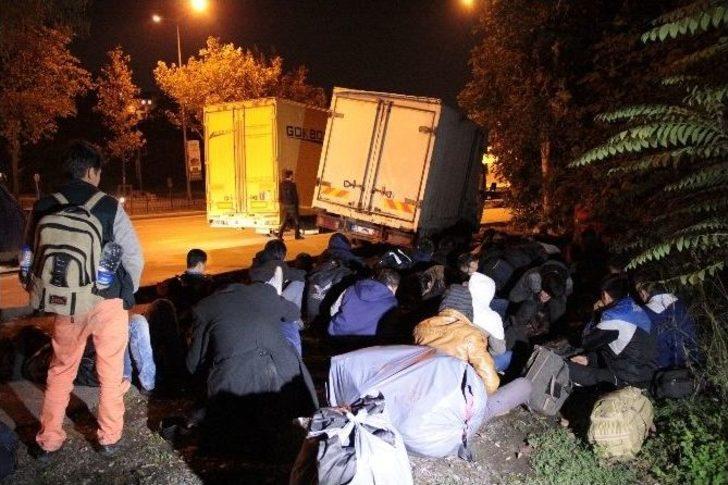 Afgan Mülteciler Avrupa’ya Gitmek İsterken Yakalandı G3