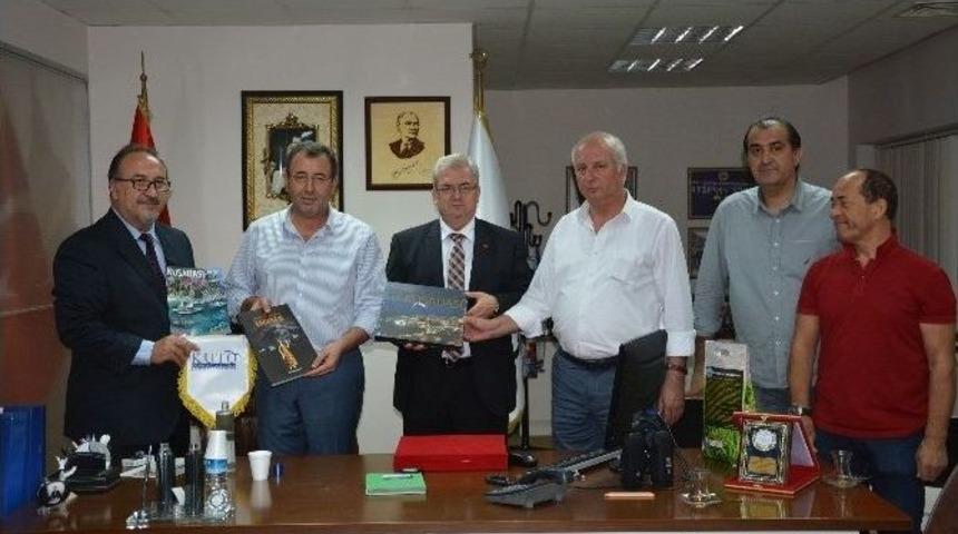 Keşan Ticaret Ve Sanayi Odası&rsquo;ndan Kuşadası Ticaret Odası&rsquo;na Ziyaret