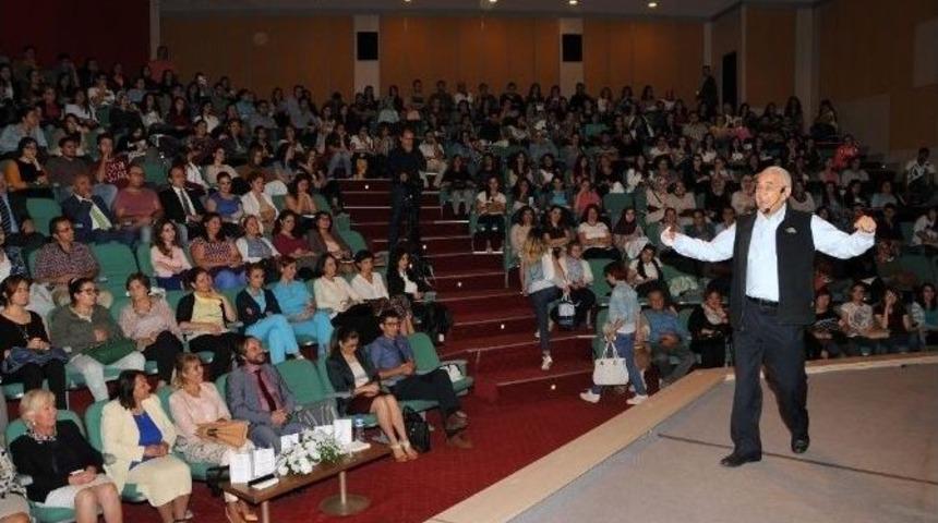 Prof. Dr. C&uuml;celoğlu, Ad&uuml;&rsquo;de &Ccedil;ocukları Anlattı