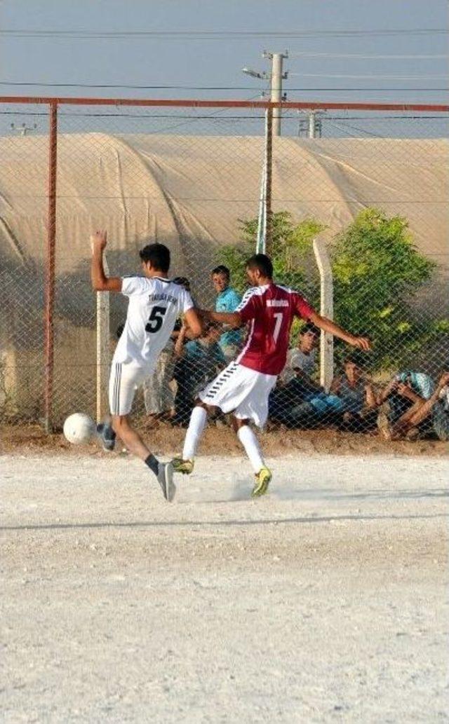 Çadır Kentte Futbol Turnuvaları Başladı