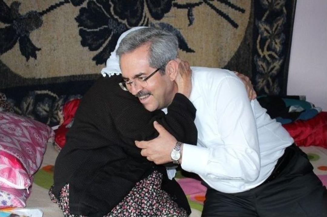 &Uuml;n&uuml;var: "umutsuzluk Yok, &Ccedil;&uuml;nk&uuml; Ak Parti Var"