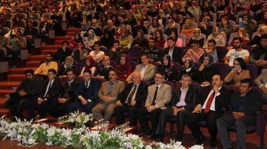 Tokat&rsquo;ta &ldquo;islam Ve Gen&ccedil;lik&rdquo; Konferansı