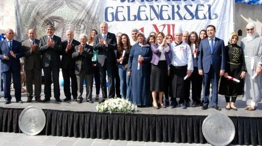 Gasmek 1. Yıl Sergisi A&ccedil;ıldı