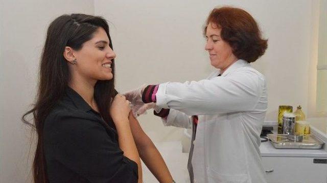 Belediye İşçilerine Tetanos Aşısı Yapıldı