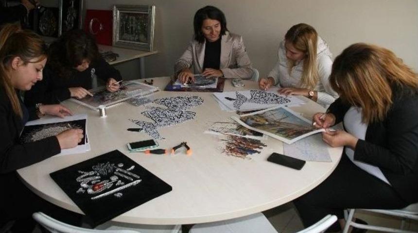 Yozgat&rsquo;ta Polisler El Sanatları İle Stres Atıyor