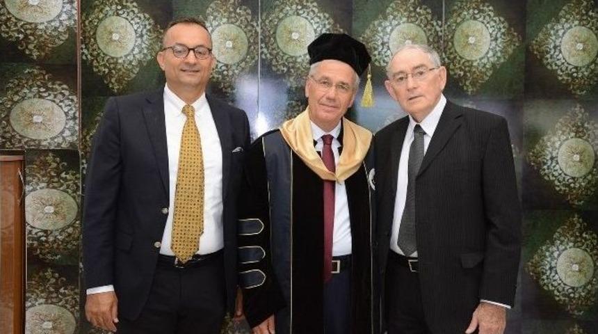 Uluslararası Yaşlılık Konseyi Başkanı Dinar&rsquo;dan Se&ccedil;ildi