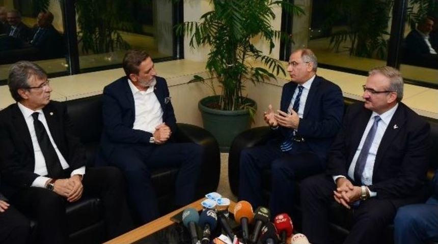 Efkan Ala: &ldquo;t&uuml;rkiye Kriz Ortamında Bile B&uuml;y&uuml;yebilen Bir &Uuml;lkedir&rdquo;