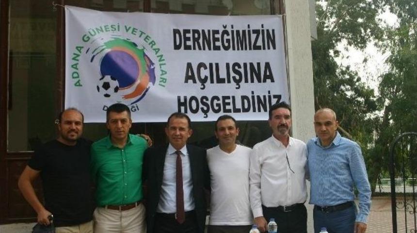 Adana&rsquo;da 40 Yaş &Uuml;st&uuml; Futbol Takımı Kuruldu