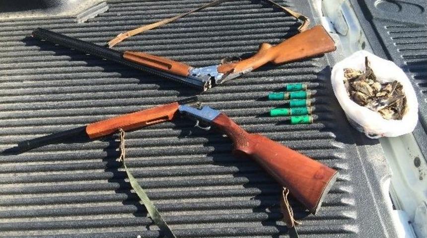 Jandarma Ka&ccedil;ak Avcıları Su&ccedil;&uuml;st&uuml; Yaptı