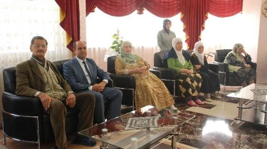 Elazığ M&uuml;ft&uuml;l&uuml;ğ&uuml;&rsquo;nden Huzurevine Ziyaret
