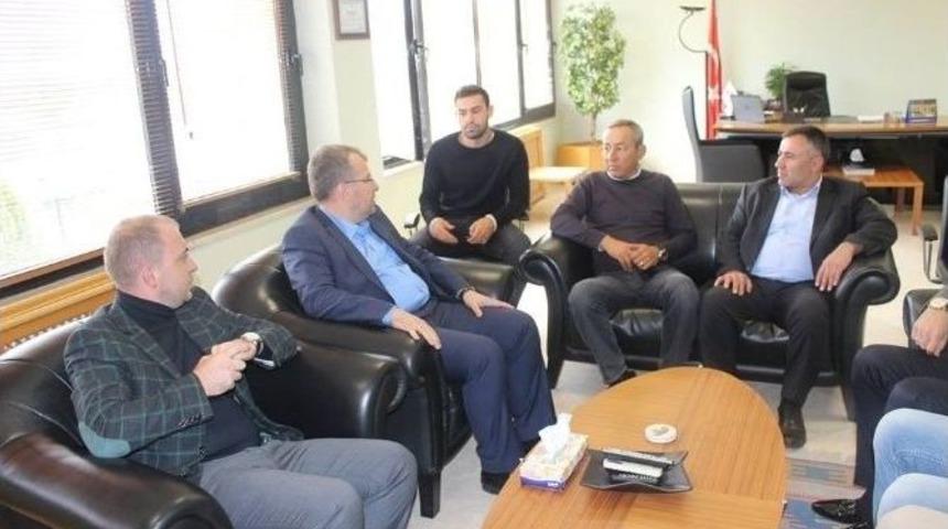 Ak Parti Heyeti Fabrikalar Ve K&uuml;&ccedil;&uuml;k Sanayi Esnafını Ziyaret Etti