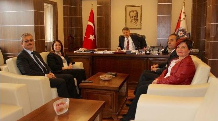 Ak Parti Milletvekili Adayı G&uuml;nay, Emniyet &Ccedil;alışanlarını Ziyaret Etti