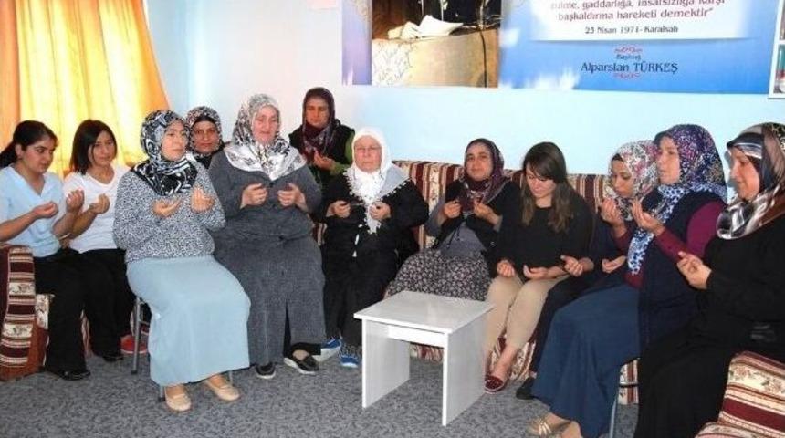 Mhp Karaisalı Kadın Kolları&rsquo;ndan Şehitlere Hatim Duası