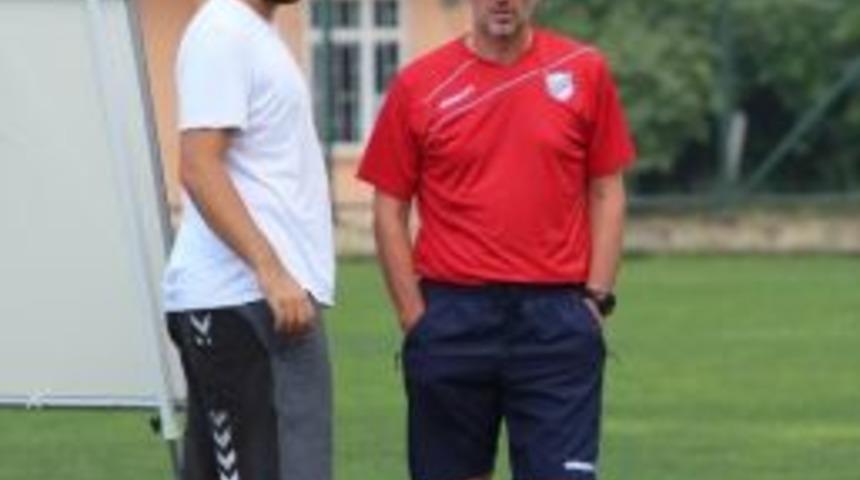 Bayraktar: "kendi Evimizde İyi Değiliz"