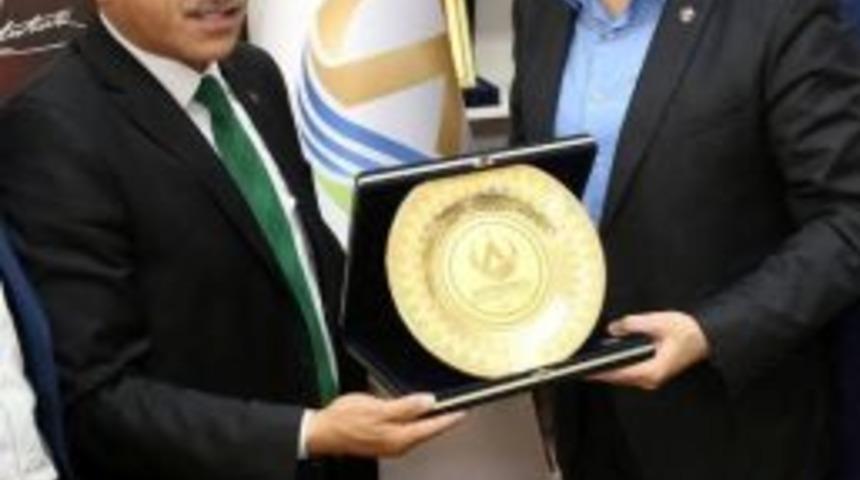 Memur-sen&rsquo;den Hdp&rsquo;li Yenişehir Belediyesi&rsquo;ne Kınama