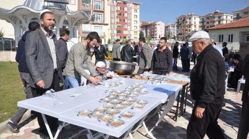 Boz&uuml;y&uuml;k&rsquo;te Muharrem Ayının İlk Aşuresi Semerkand Derneği&rsquo;nden
