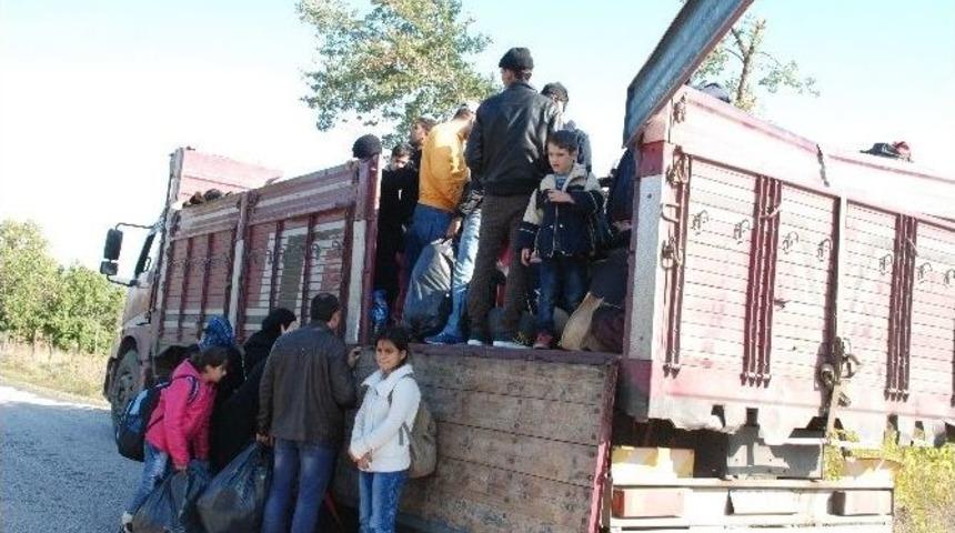 Kamyon Kasasında Umuda Yolculuk